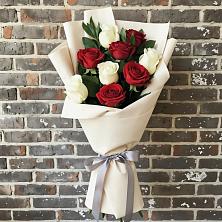 Букет цветов из:  Розы в Новкусе-Артезиане