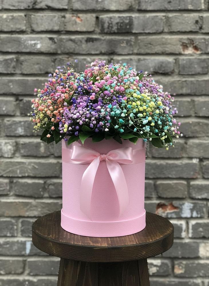 Цветочная композиция из Гипсофила и Розы в шляпной коробке в Новкусе-Артезиане