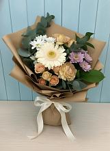 Букет цветов из:  Герберы и Хризантемы в Новкусе-Артезиане