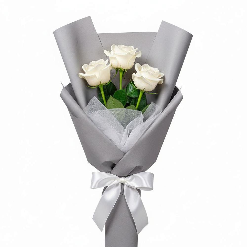 Букет 3 белые розы в Новкусе-Артезиане