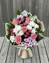 Букет цветов из:  Альстромерии, Гвоздики, Розы и Хризантемы в Новкусе-Артезиане