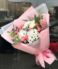 Букет цветов из:  Розы, Лизиантусы и Хризантемы в Новкусе-Артезиане