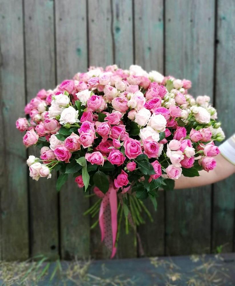 Букет Розовые кустовые розы Натали и Лав Лидия в Новкусе-Артезиане