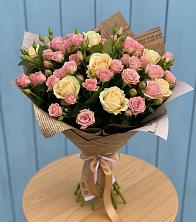 Букет цветов из:  Розы в Новкусе-Артезиане