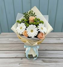 Букет цветов из:  Герберы, Розы и Хризантемы в Новкусе-Артезиане
