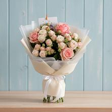 Букет цветов из:  Розы в Новкусе-Артезиане
